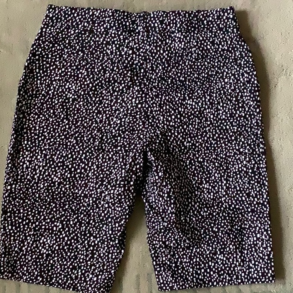 Counterparts Walking Shorts SZ6 - Picture 2 of 6